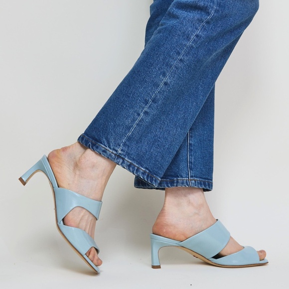 Halmanera Tami Heel - Picture 2 of 5